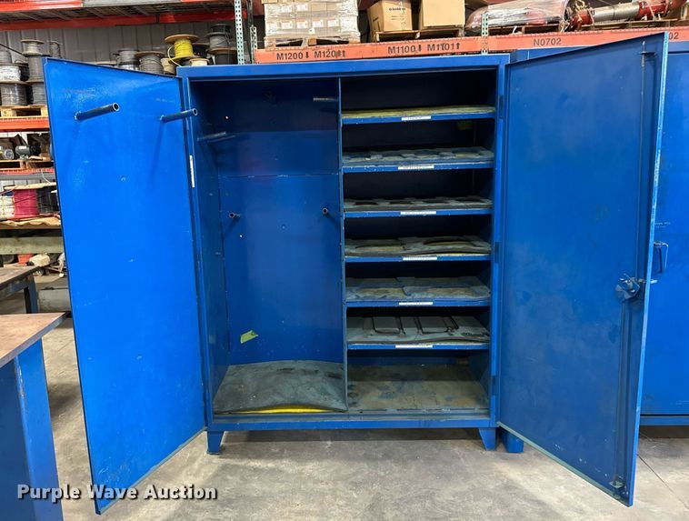 image for item EG6738 (2) storage cabinets 