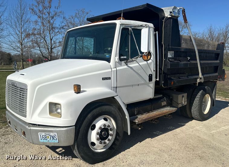 image for item EH6605 1998 Freightliner FL70 dump truck