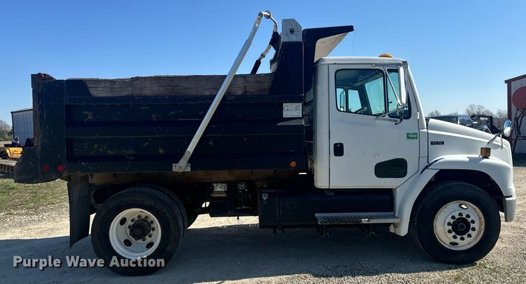 image for item EH6605 1998 Freightliner FL70 dump truck