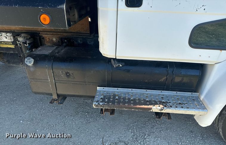 image for item EH6605 1998 Freightliner FL70 dump truck