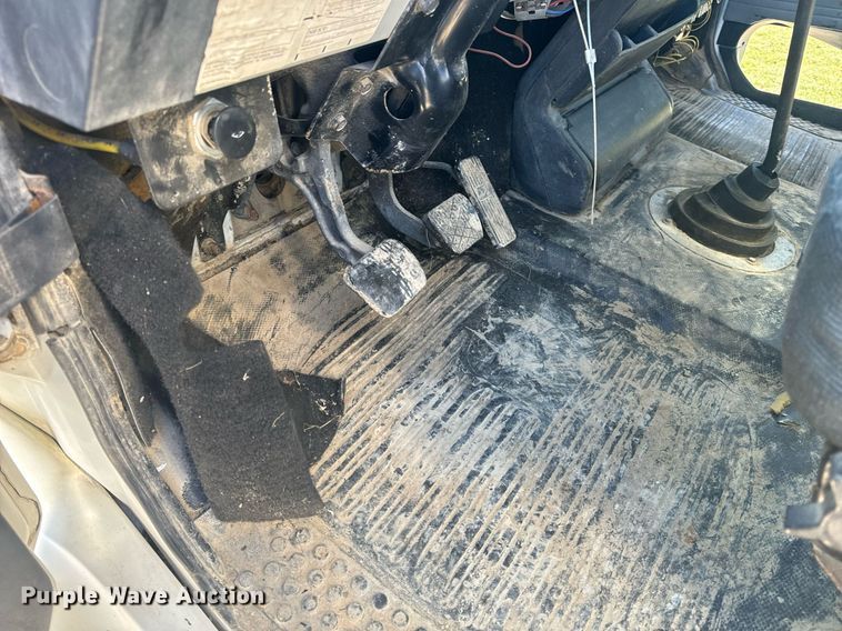 image for item EH6605 1998 Freightliner FL70 dump truck