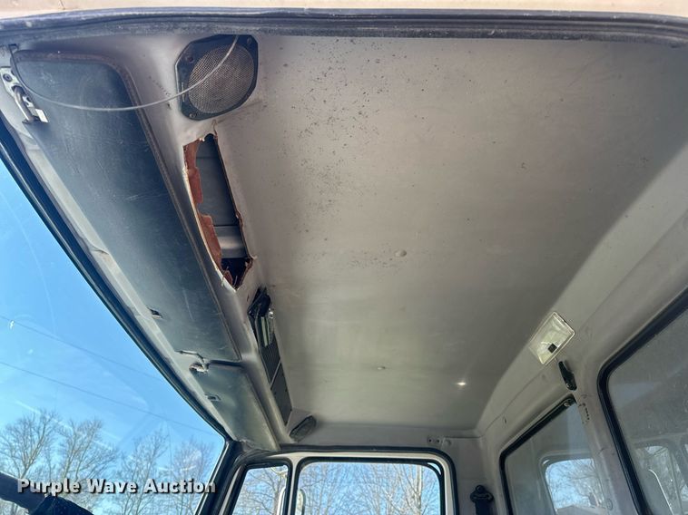 image for item EH6605 1998 Freightliner FL70 dump truck