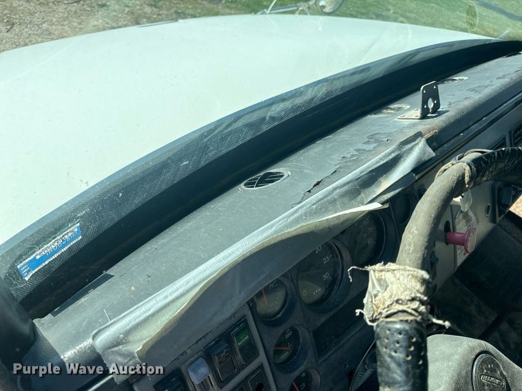 image for item EH6605 1998 Freightliner FL70 dump truck