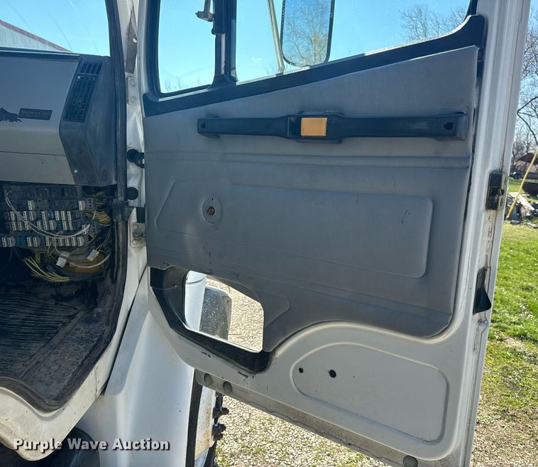 image for item EH6605 1998 Freightliner FL70 dump truck