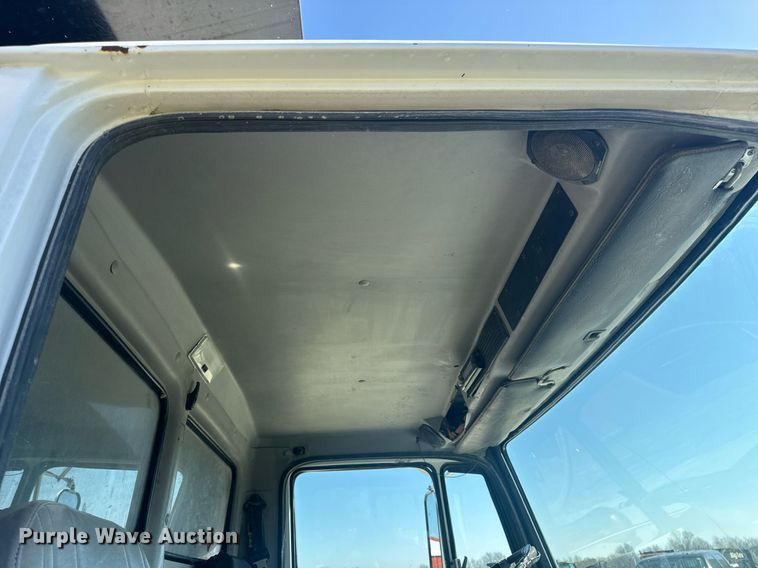 image for item EH6605 1998 Freightliner FL70 dump truck