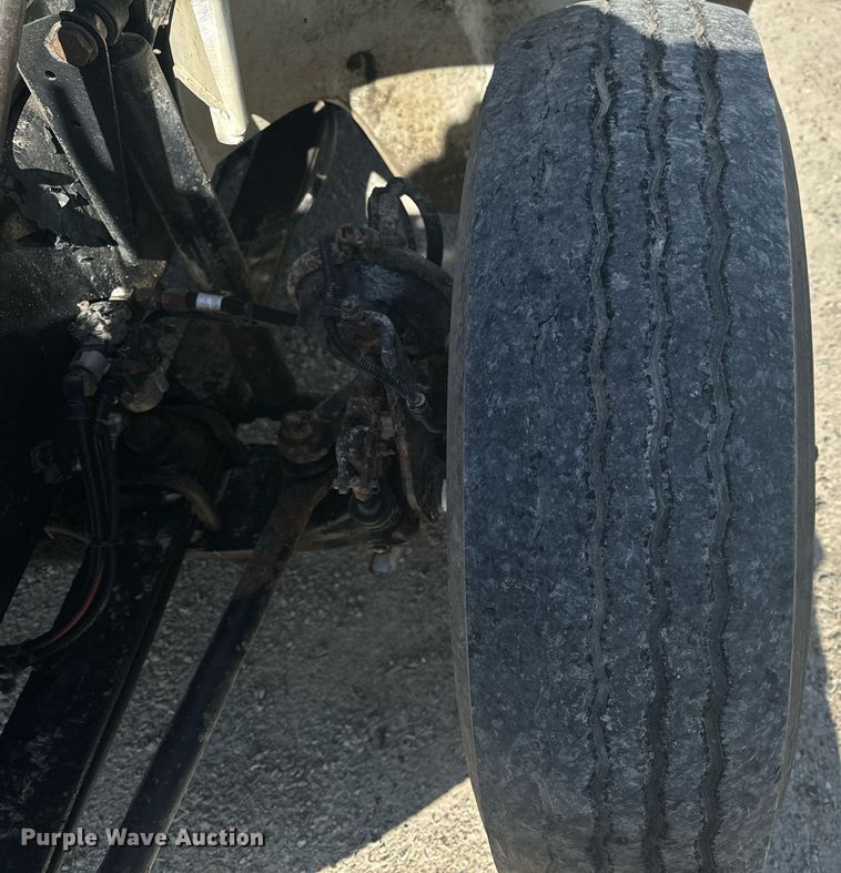 image for item EH6605 1998 Freightliner FL70 dump truck