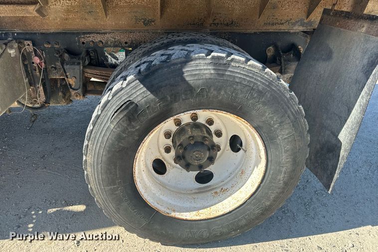 image for item EH6605 1998 Freightliner FL70 dump truck