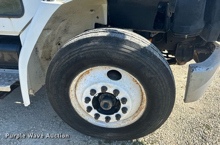 image for item EH6605 1998 Freightliner FL70 dump truck