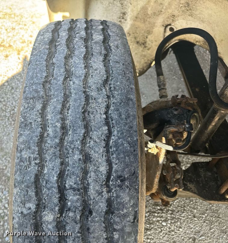 image for item EH6605 1998 Freightliner FL70 dump truck