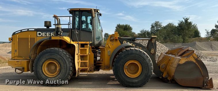 image for item EH7021 2017 John Deere 844K-III wheel loader