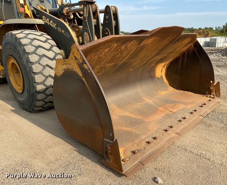 image for item EH7021 2017 John Deere 844K-III wheel loader