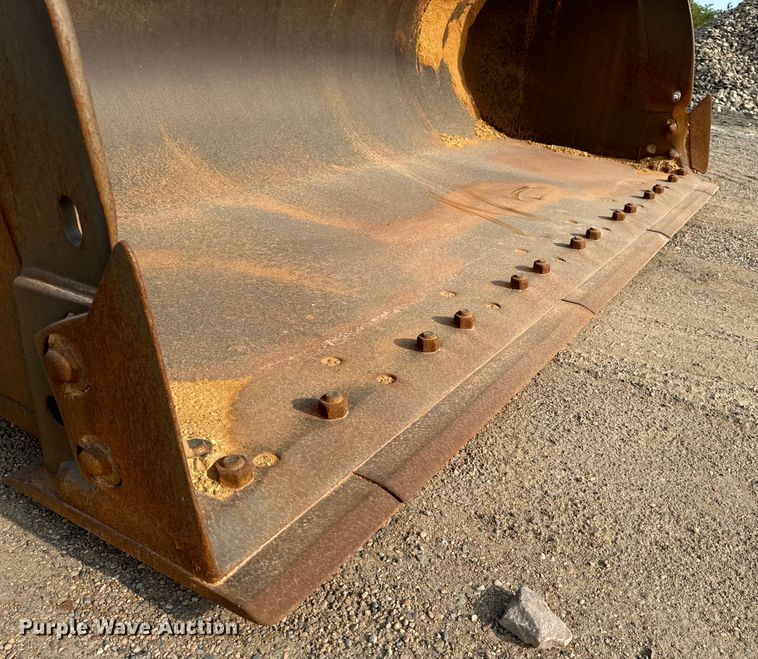 image for item EH7021 2017 John Deere 844K-III wheel loader