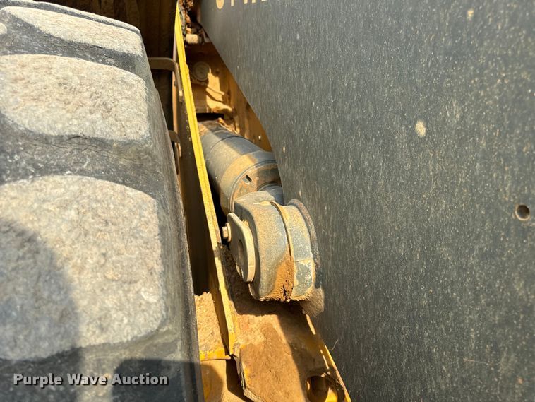 image for item EH7021 2017 John Deere 844K-III wheel loader