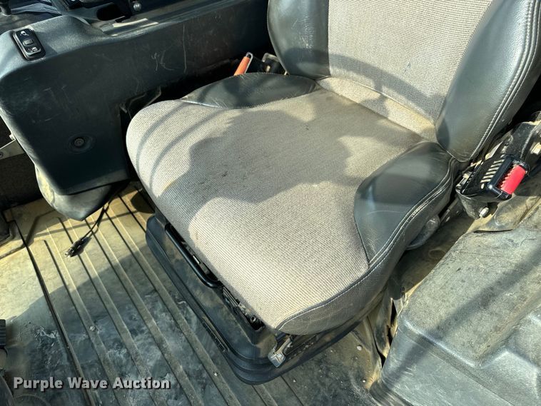 image for item EH7021 2017 John Deere 844K-III wheel loader