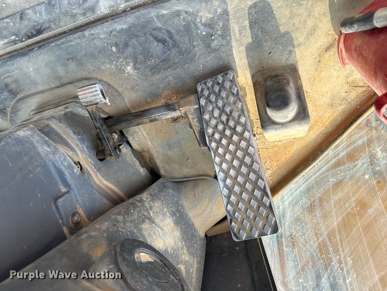 image for item EH7021 2017 John Deere 844K-III wheel loader