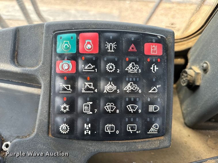 image for item EH7021 2017 John Deere 844K-III wheel loader