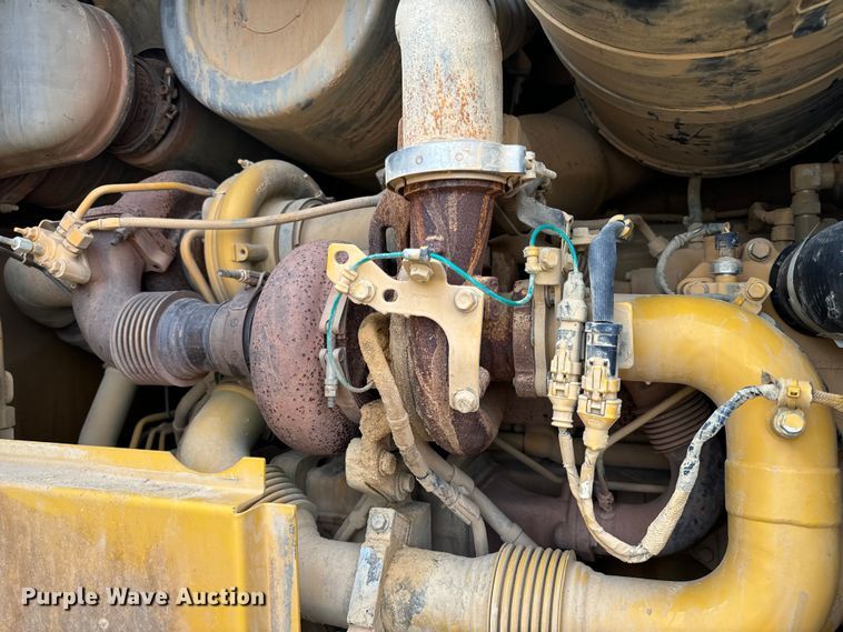 image for item EH7021 2017 John Deere 844K-III wheel loader