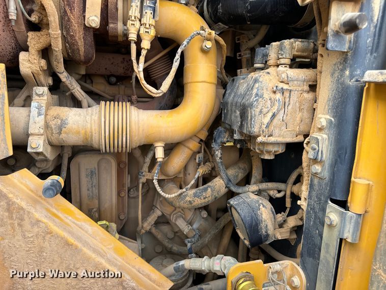 image for item EH7021 2017 John Deere 844K-III wheel loader