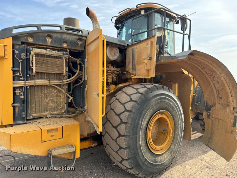 image for item EH7021 2017 John Deere 844K-III wheel loader