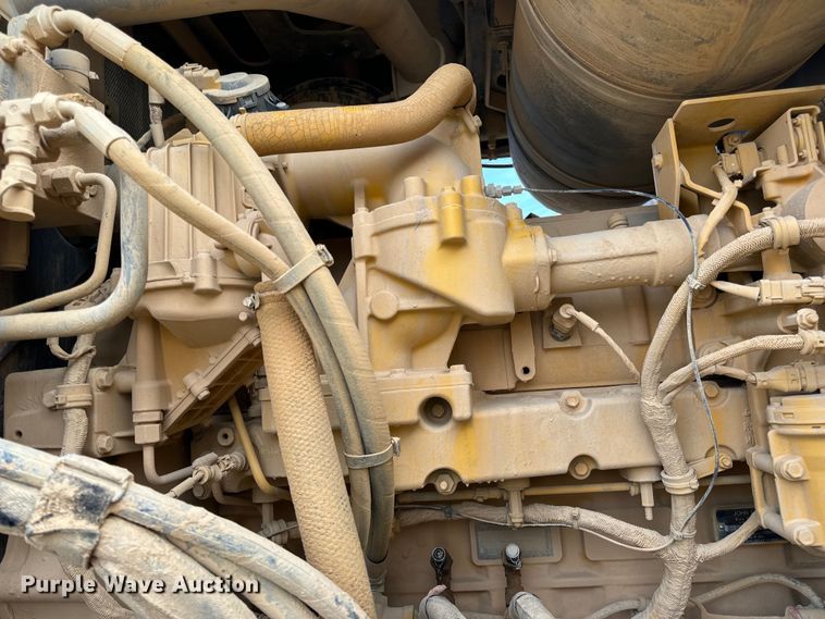 image for item EH7021 2017 John Deere 844K-III wheel loader