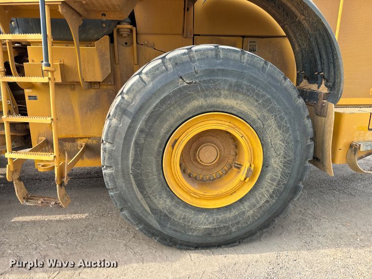 image for item EH7021 2017 John Deere 844K-III wheel loader