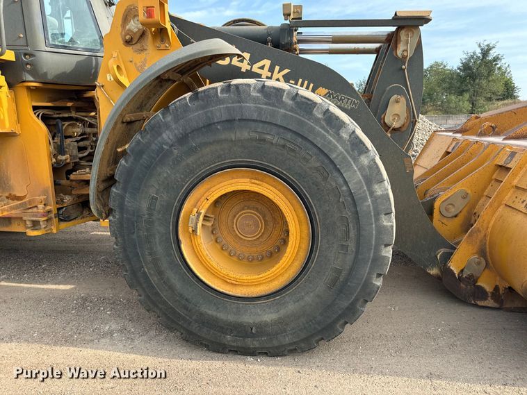 image for item EH7021 2017 John Deere 844K-III wheel loader