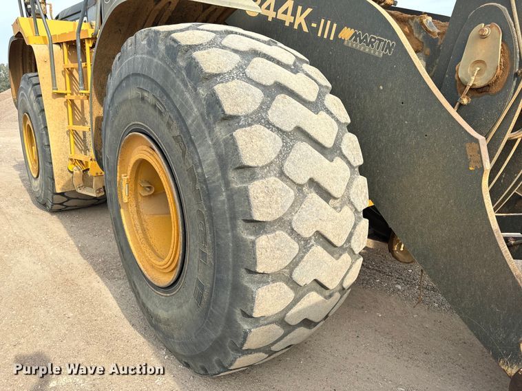 image for item EH7021 2017 John Deere 844K-III wheel loader