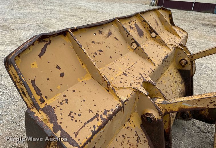 image for item EH7025 1989 Fiat-Allis FL10E  track loader