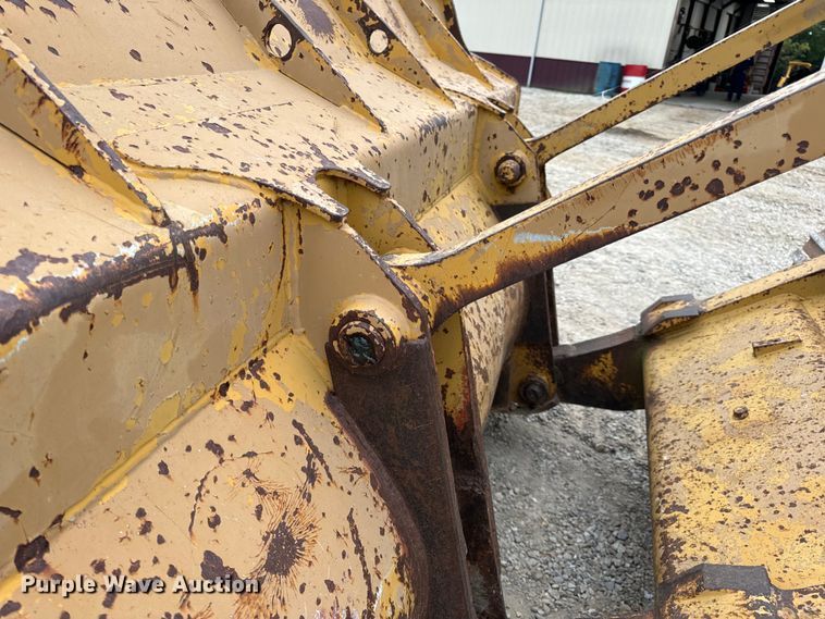 image for item EH7025 1989 Fiat-Allis FL10E  track loader