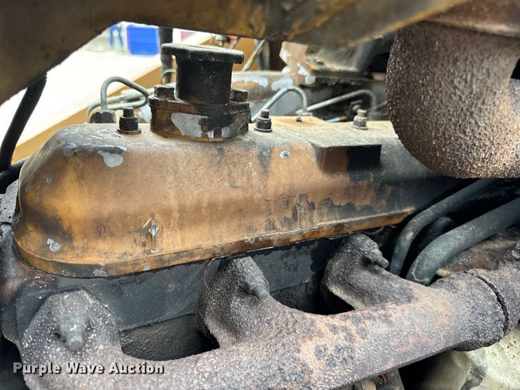 image for item EH7025 1989 Fiat-Allis FL10E  track loader