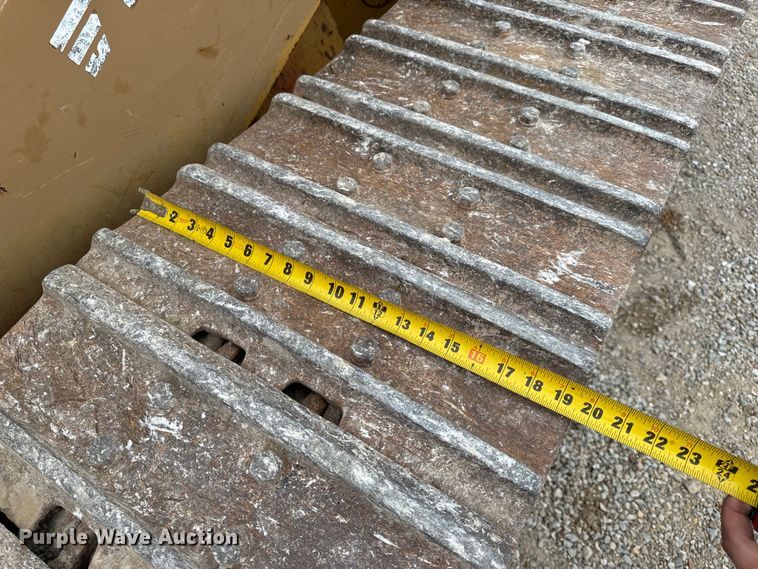 image for item EH7025 1989 Fiat-Allis FL10E  track loader