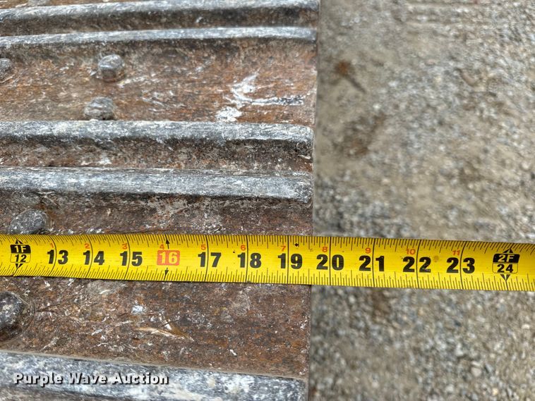 image for item EH7025 1989 Fiat-Allis FL10E  track loader