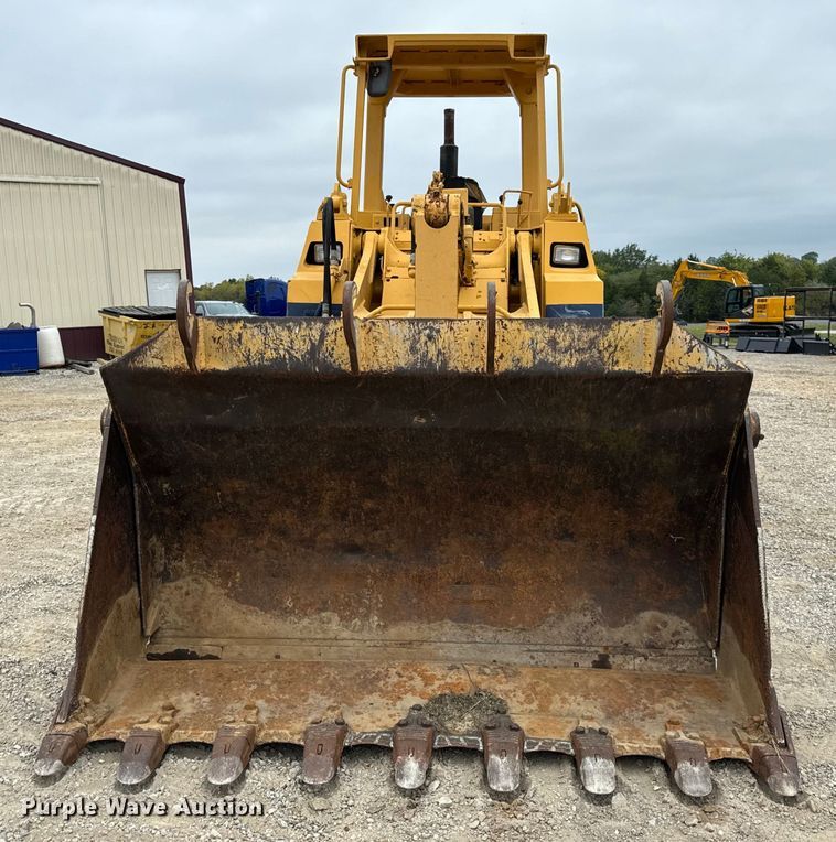 image for item EH7028 1991 Komatsu D66S1 track loader