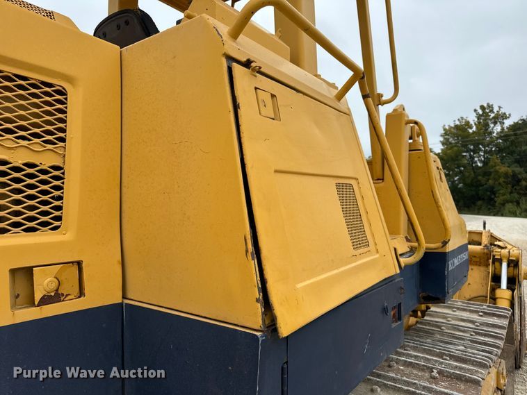 image for item EH7028 1991 Komatsu D66S1 track loader