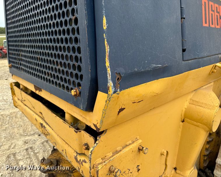 image for item EH7028 1991 Komatsu D66S1 track loader