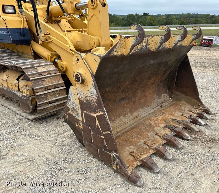 image for item EH7028 1991 Komatsu D66S1 track loader