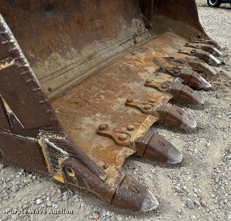 image for item EH7028 1991 Komatsu D66S1 track loader