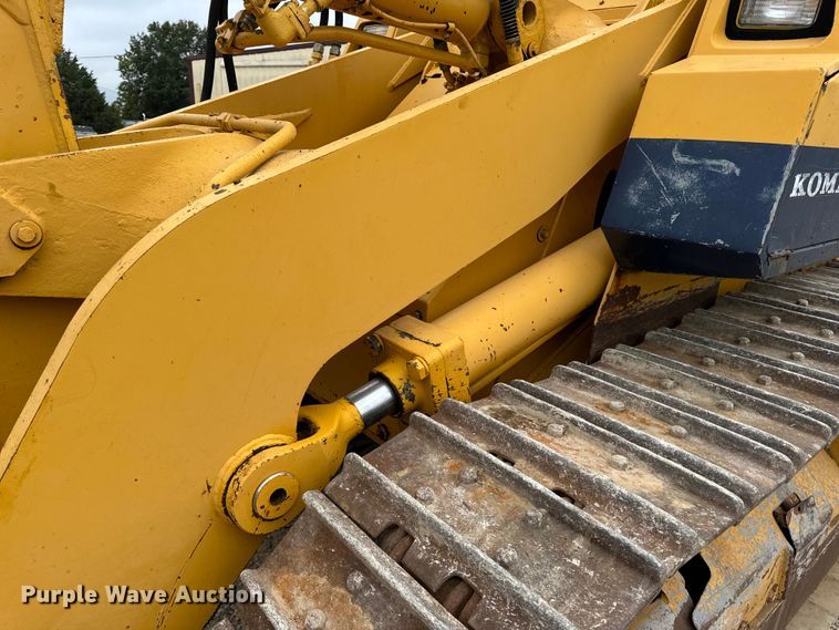 image for item EH7028 1991 Komatsu D66S1 track loader