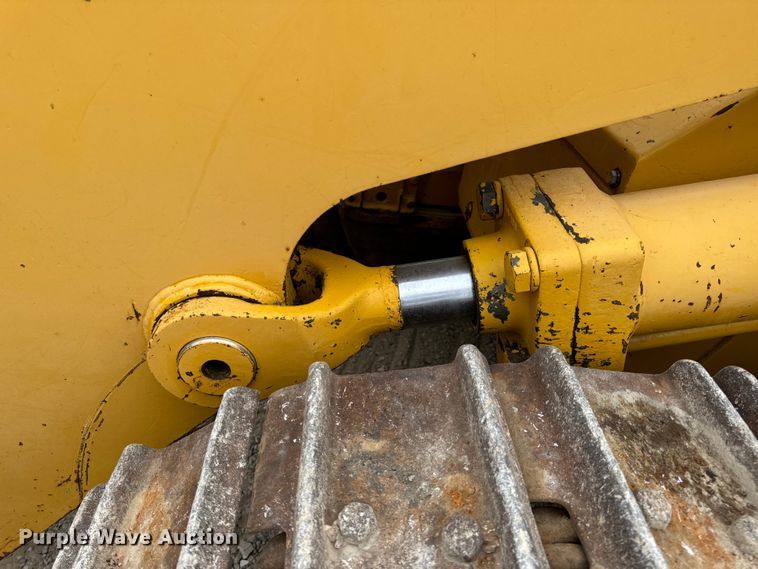 image for item EH7028 1991 Komatsu D66S1 track loader