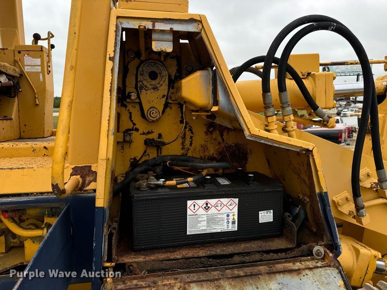 image for item EH7028 1991 Komatsu D66S1 track loader