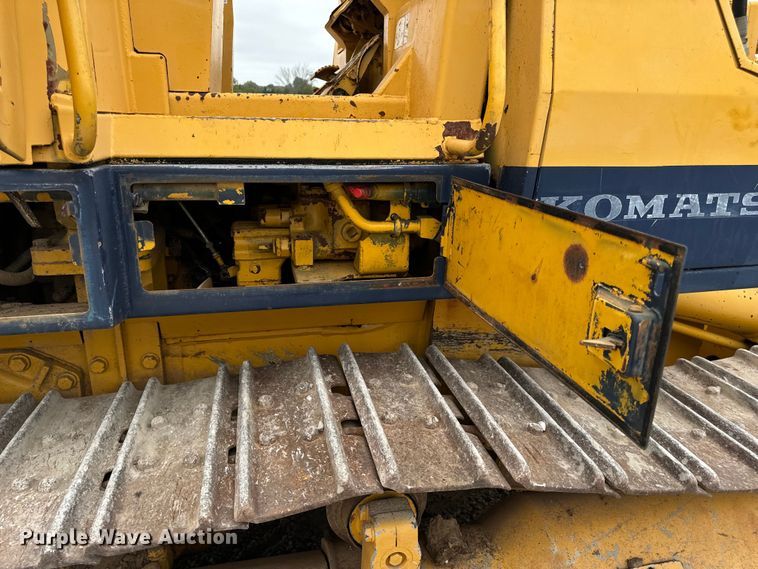 image for item EH7028 1991 Komatsu D66S1 track loader