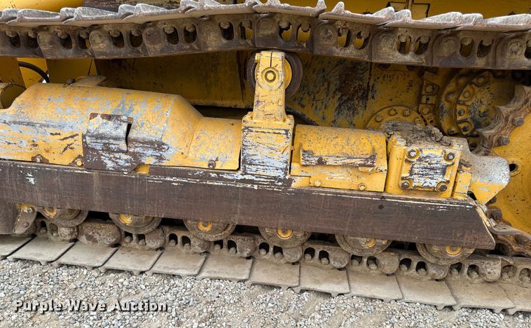 image for item EH7028 1991 Komatsu D66S1 track loader