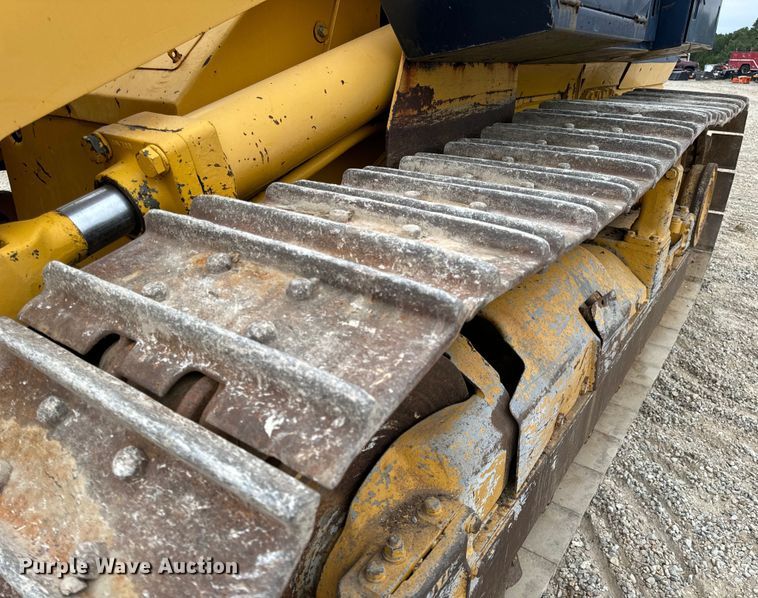 image for item EH7028 1991 Komatsu D66S1 track loader