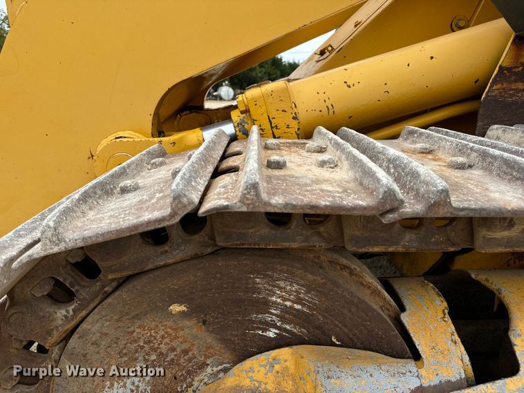 image for item EH7028 1991 Komatsu D66S1 track loader