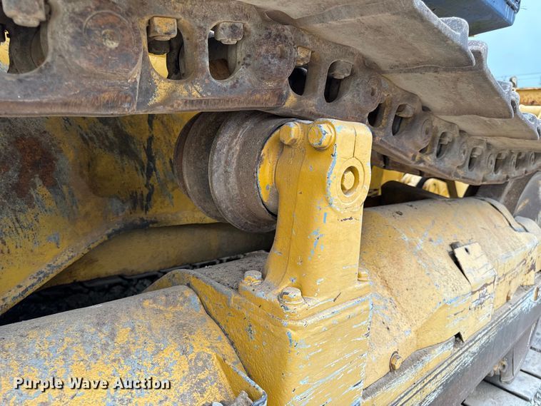 image for item EH7028 1991 Komatsu D66S1 track loader