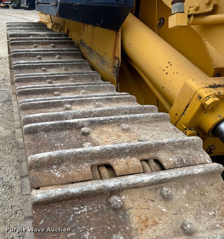 image for item EH7028 1991 Komatsu D66S1 track loader