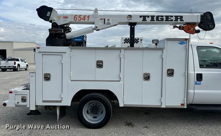 image for item EH7029 2008 Ford F550 Super Duty XL utility / service truck