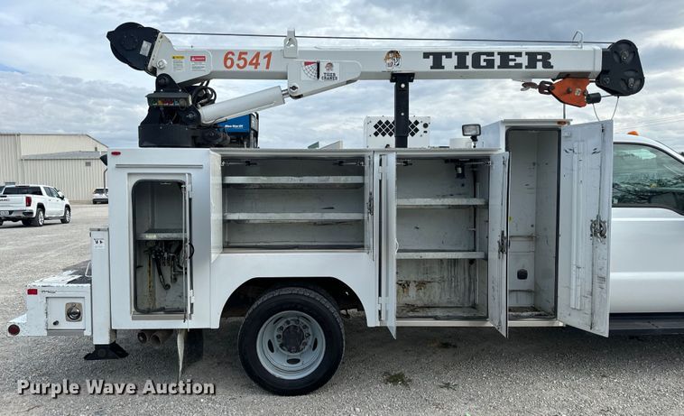 image for item EH7029 2008 Ford F550 Super Duty XL utility / service truck