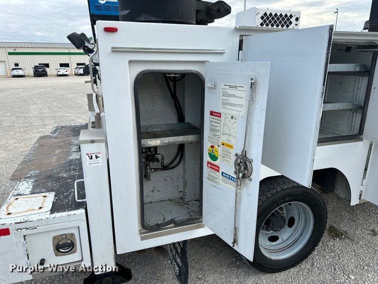 image for item EH7029 2008 Ford F550 Super Duty XL utility / service truck