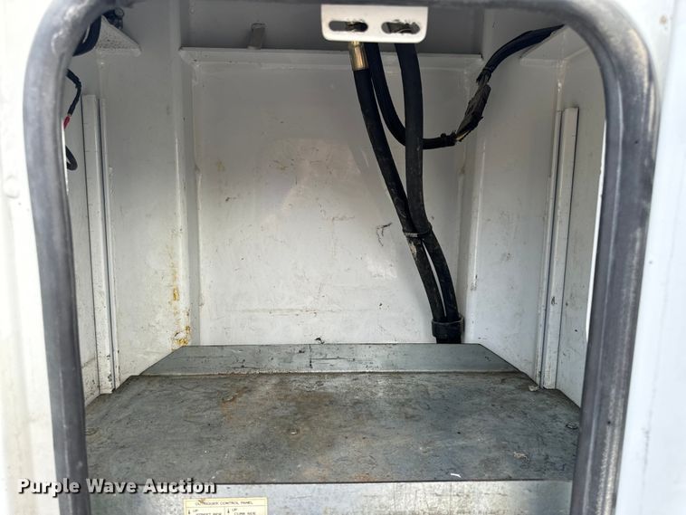 image for item EH7029 2008 Ford F550 Super Duty XL utility / service truck